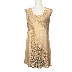 🆕 PRETTY ANGEL Lace / Satin Sleeveless Dress